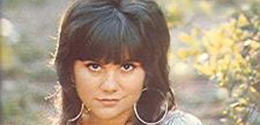 93.Someone to Watch Over Me – Linda Ronstadt