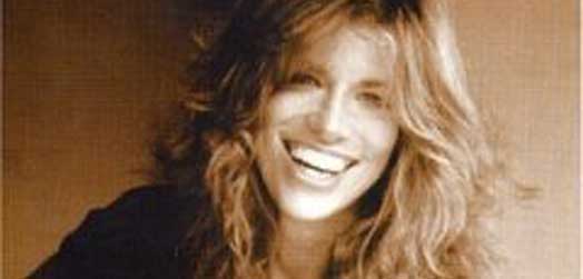 8.Nobody Does It Better CARLY SIMON